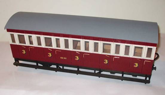 A red and white train

Description automatically generated with low confidence